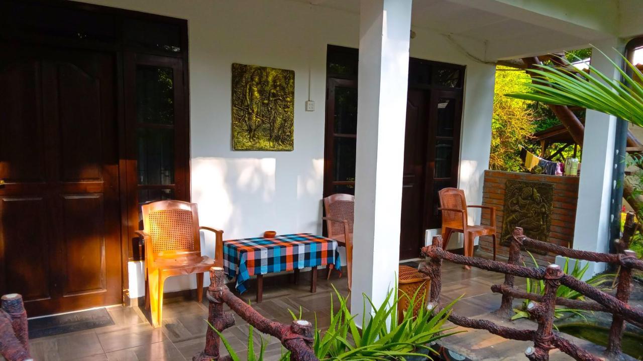 Riverside Lal Homestay Sigiriya Eksteriør billede